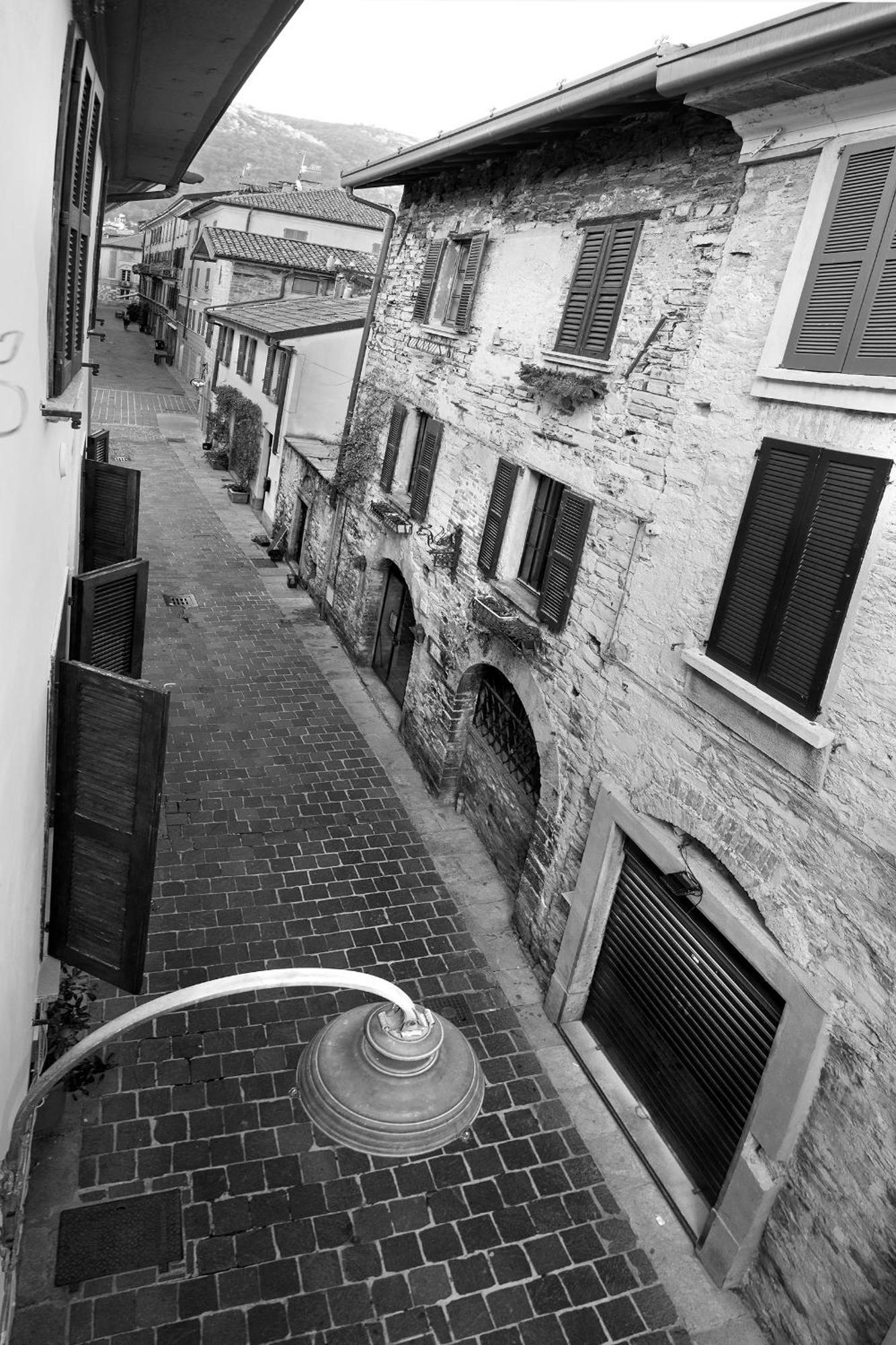 Larius Apartment Como Exterior foto